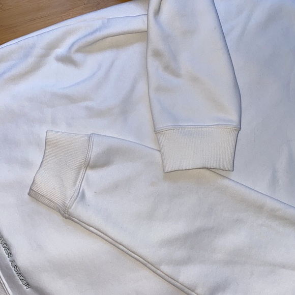 Under Armour - Womens - Small - White and silver accent sweatshirt - Picture 7 of 8